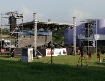 Location de Poduim 6m/4m