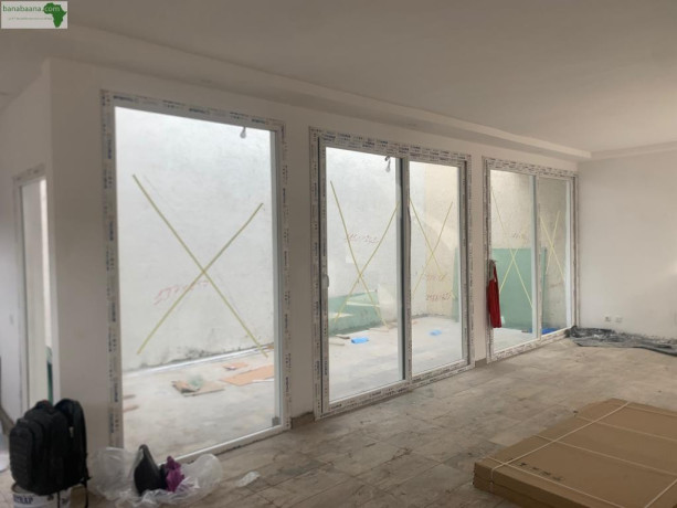 porte-et-fenetre-pvc-et-aluminium-abidjan-big-1