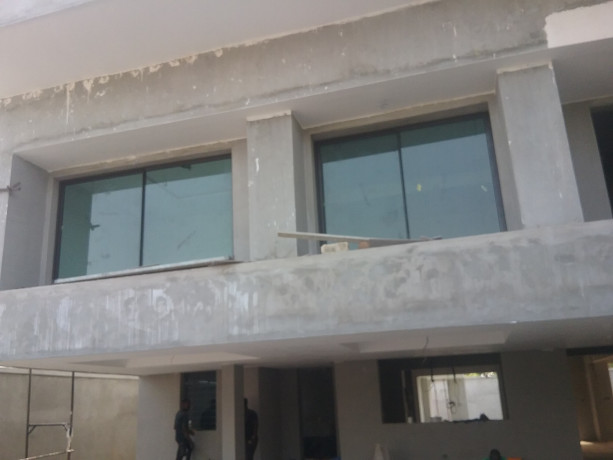 porte-et-fenetre-en-pvc-et-aluminium-abidjan-big-1