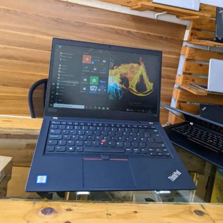 destockage-lenovo-thinkpad-tactile-corei5-7egeneration-225-0747912023-big-2