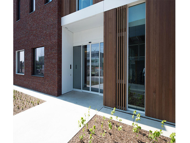 facade-alucobond-abidjan-big-0