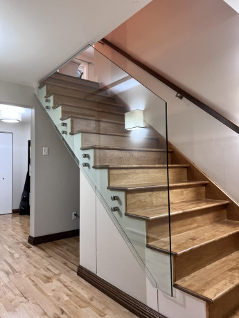 rempe-descalier-verre-abidjan-big-2