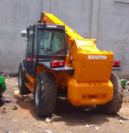 manitou-en-location-big-1