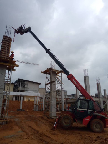 manitou-en-location-big-3