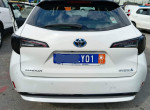 toyota-corolla-hybrid-small-4