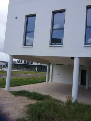 fenetre-ouvrante-a-la-francaise-pvc-et-aluminium-big-4