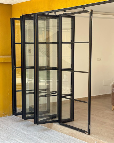 porte-ouvrante-a-la-francaise-pvc-et-aluminium-big-2