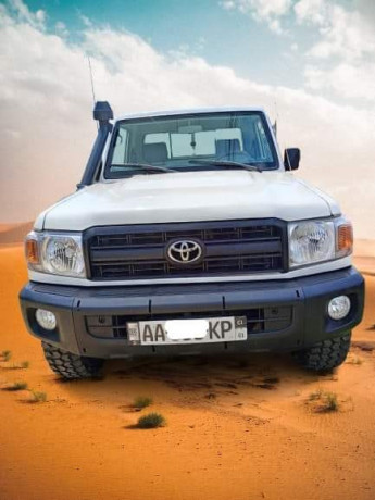 toyota-land-cruiser-big-1