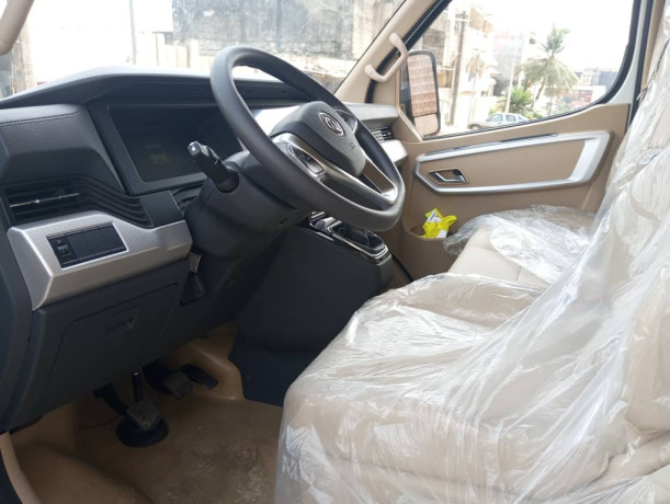 mini-bus-neuf-de-15-places-a-louer-big-4
