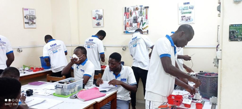 formations-qualifiantes-electricite-100-pratiques-big-0