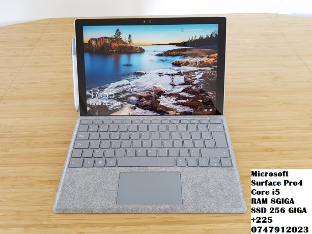 microsoft-surface-pro-core-i5-225-0747912023-big-2