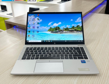 Hp elitebook 840 G8 core i5 11th gen ecran tactile 16g ram 256g ssd disk dur