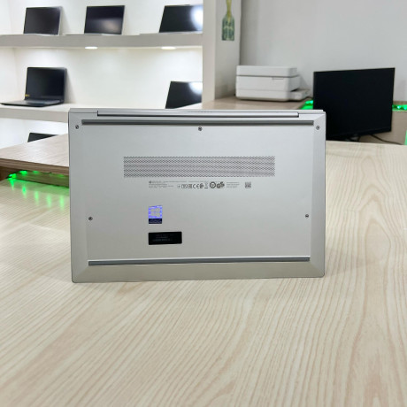 hp-elitebook-830-g7-core-i5-10th-gen-ecranc-tactile-encore-neuf-16g-ram-256g-ssd-disk-dur-big-4