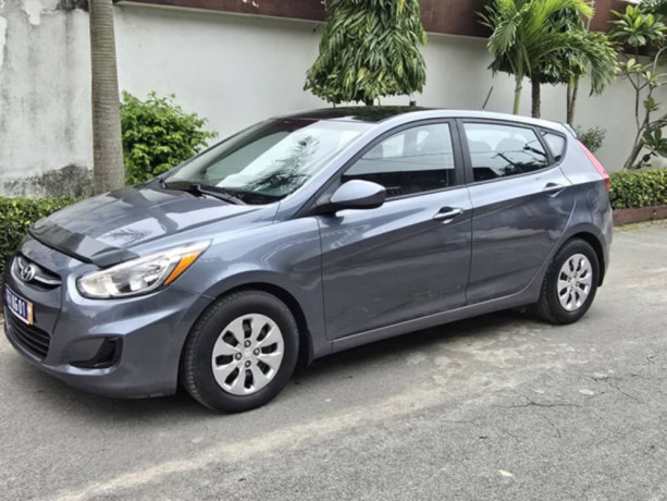 hyundai-accent-en-vente-big-1