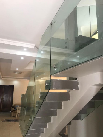 rampe-descalier-en-verre-big-4