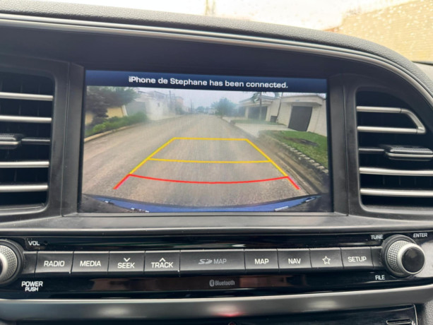 hyundai-elantra-en-vente-big-3