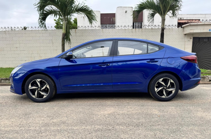 hyundai-elantra-en-vente-big-1