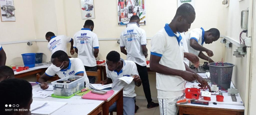 formations-qualifiantes-electricite-100-pratiques-big-1