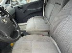 toyota-hiace-fourgonnette-small-2