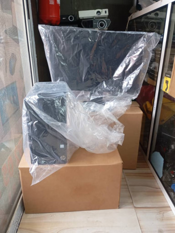 ordinateur-de-bureau-hp-prodesk-core-i5-avec-ecran-22-pouces-225-0747912023-big-1