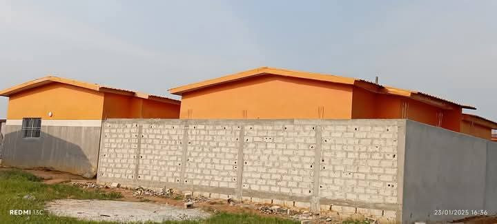 villa-en-vente-sur-8-ans-dans-une-cite-viabilisee-big-0