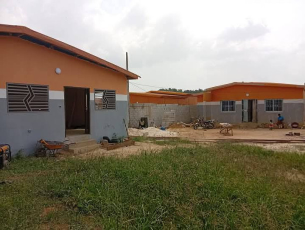 villa-en-vente-sur-8-ans-dans-une-cite-viabilisee-big-3