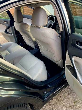 lexus-is200d-en-vente-big-3