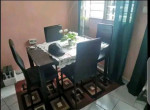 salle-a-manger-en-vide-grenier-small-0