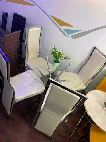 vos-salles-a-manger-luxueuses-a-vendre-big-3