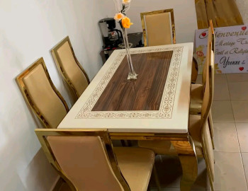 Salle à manger de luxe à vendre