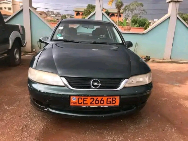 opel-vectra-boite-manuelle-peinture-refaite-big-4