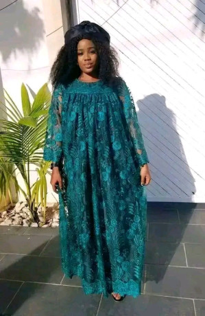 venez-chercher-vos-tenues-mes-dames-big-3