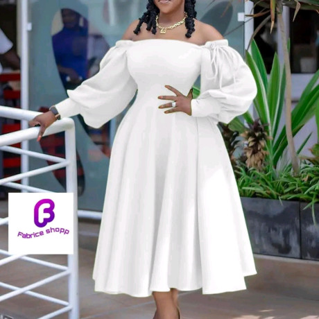 nous-vous-proposons-des-robes-de-qualite-big-0