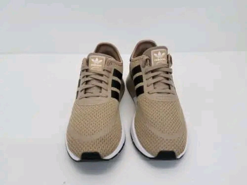 vos-chaussures-a-vendre-big-1