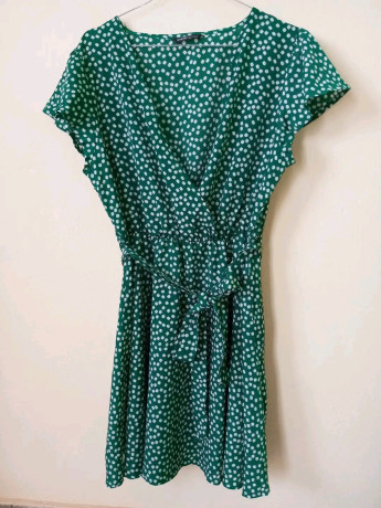 robe-fleurie-shein-taille-40-et-42-big-0