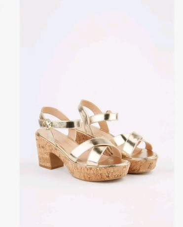 vos-chaussures-a-vendre-big-1