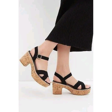 vos-chaussures-a-vendre-big-2