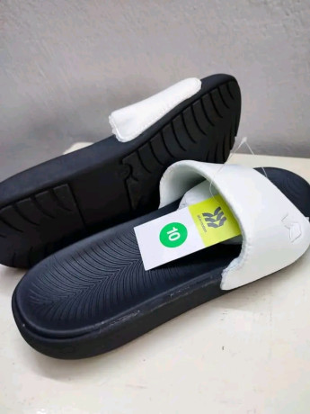 vos-babouches-de-qualite-encore-disponible-big-0