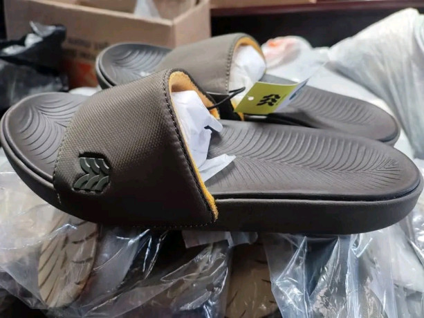 vos-babouches-de-qualite-encore-disponible-big-1