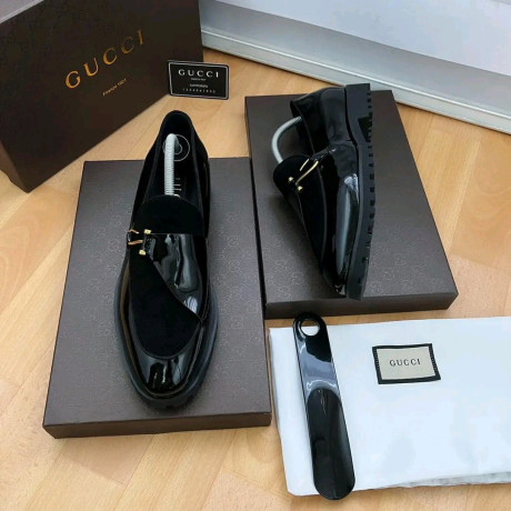 chaussures-a-vendre-big-1