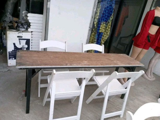 chaises-et-tables-pliable-pour-reception-big-0