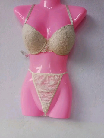 sous-vetements-au-prix-de-rien-big-1