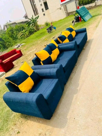 canape-disponibles-big-1