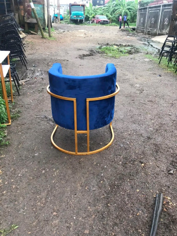 chaises-a-vendre-big-1