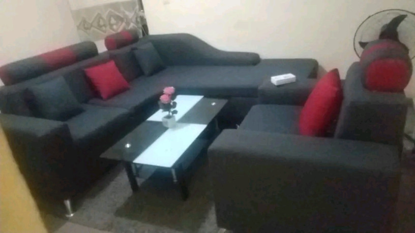 canape-dangle-et-table-en-vente-big-0