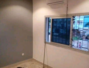 Une chambre spacieuse et moderne à louer très bon prix