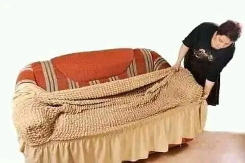 housses-pour-couvrir-vos-canapes-abimes-big-1