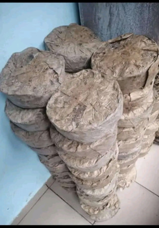 savon-noir-et-blanc-la-meilleure-qualite-big-1