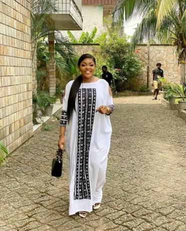 tenues-disponible-big-1