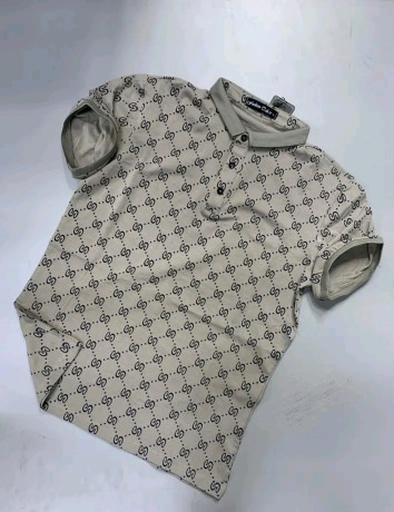 des-polos-a-vendre-big-0